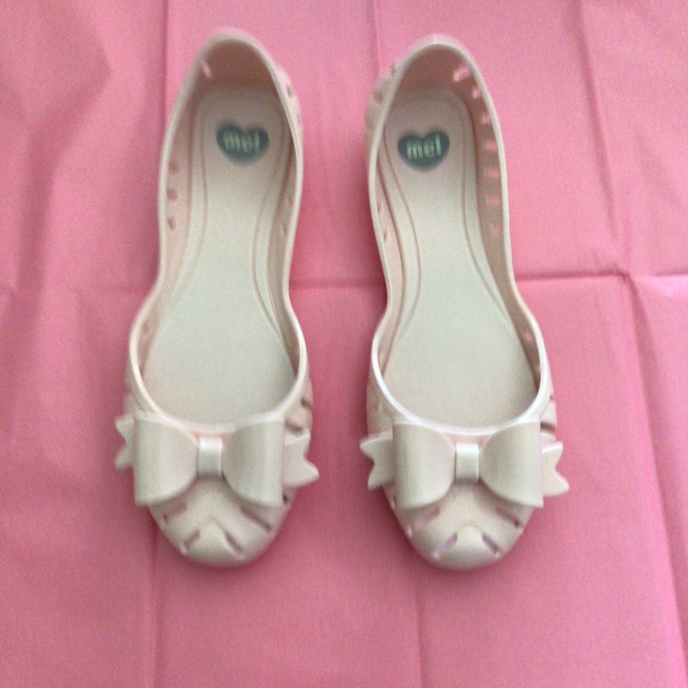 NIB Mel jelly shoes